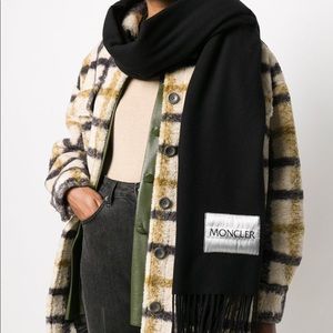 BNWT Moncler Oversize Scarf